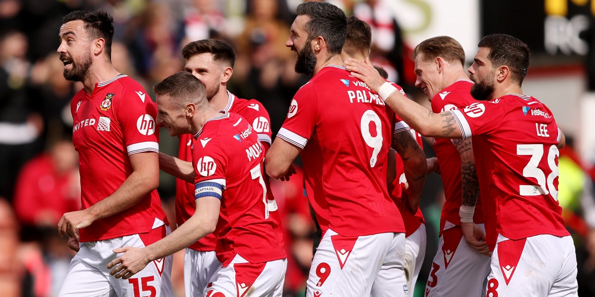 Wrexham-Menjaga-Momentum-Positif