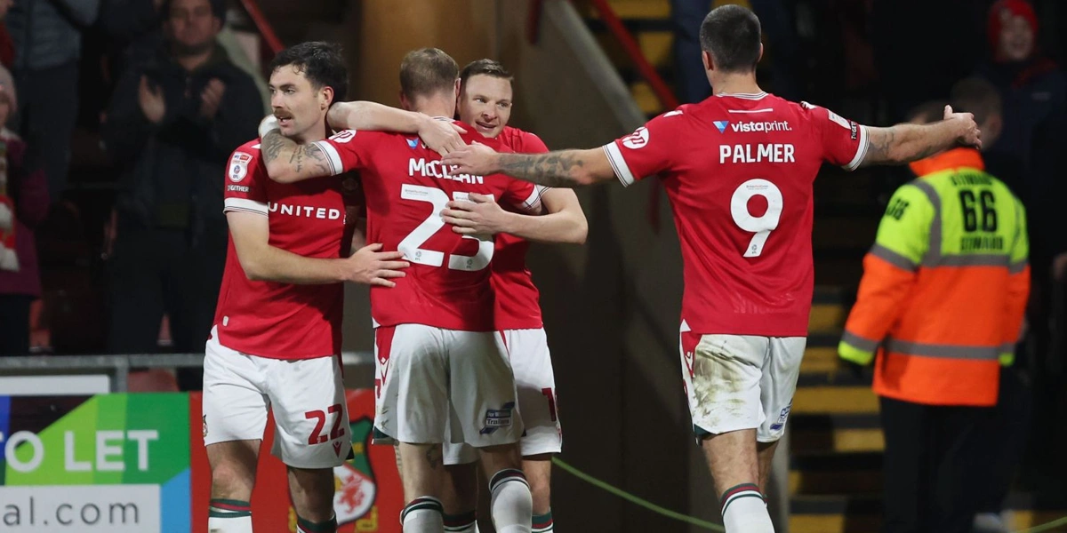 Wrexham-Raih-Lima-Pertandingan-Tak-Terkalahkan-dengan-Kemenangan-2-0-atas-Bristol!